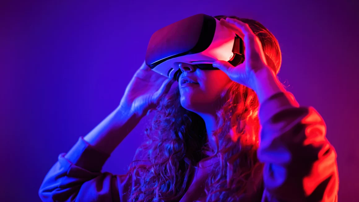Advancements in Virtual Reality Gaming: Immersive Experiences Ahead